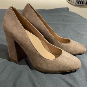 never worn nude colored suede material high heels